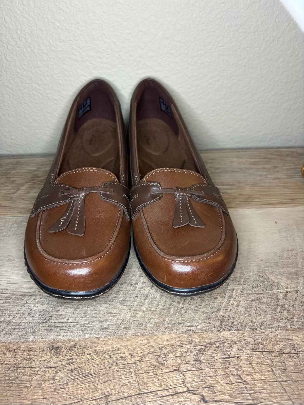 Clarks Womens Ashland Bubble Loafers - Picture 2 of 7